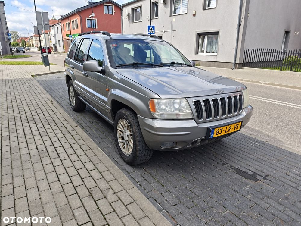 Jeep Cherokee - 1