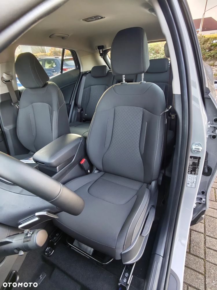 Kia Sportage 1.6 T-GDI HEV M 2WD - 14