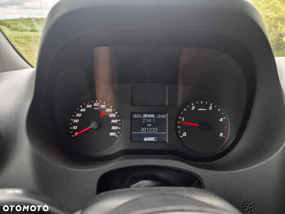 Mercedes-Benz Sprinter 907.255 - 11