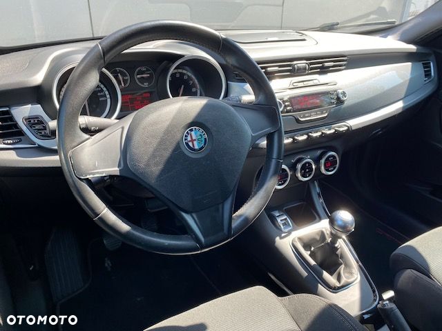 Alfa Romeo Giulietta - 14