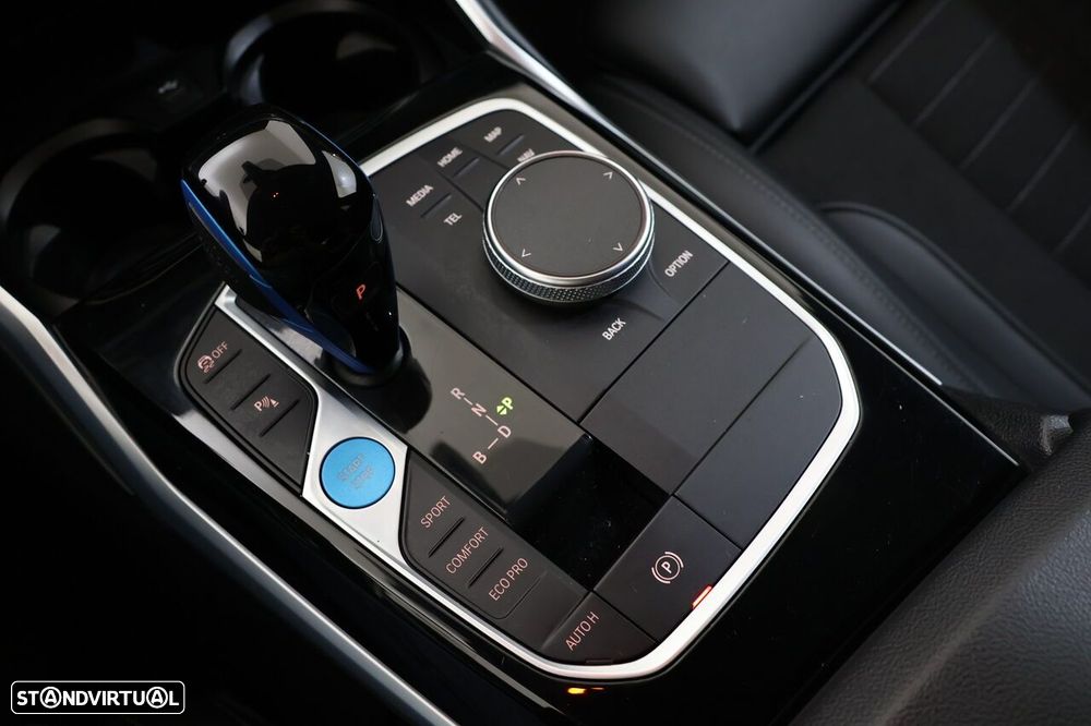 BMW i4 eDrive40 - 35