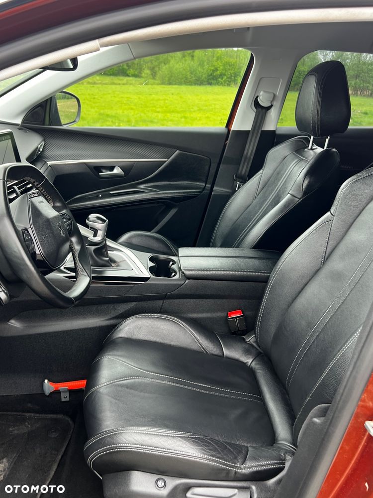 Peugeot 3008 PureTech 130 Stop & Start GPF Allure Business-Paket - 8