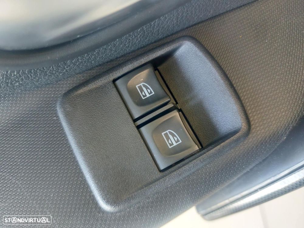 Dacia Sandero 1.0 SCe Comfort - 17