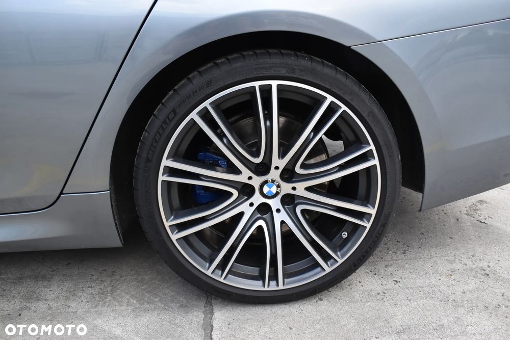 BMW Seria 5 530d xDrive M Sport sport - 26