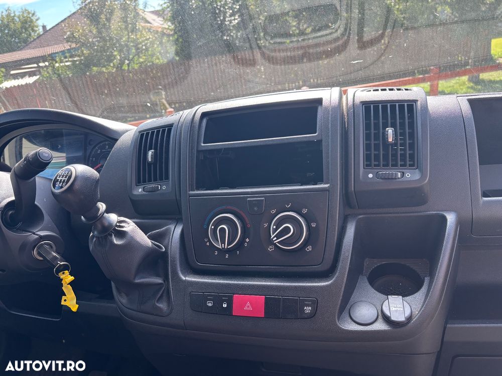 Peugeot Boxer, an 2022, L4H4 - 8
