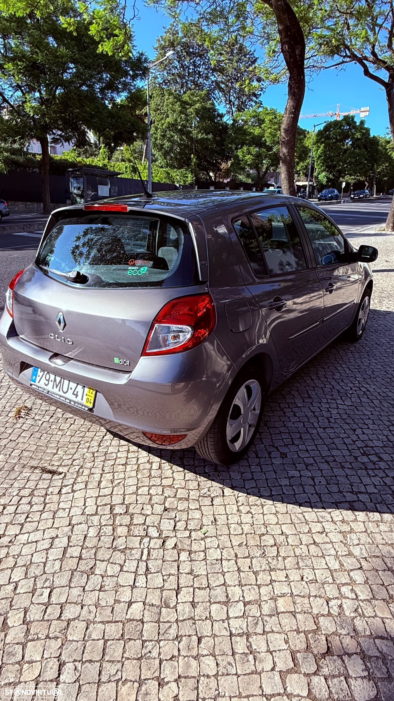 Renault Clio 1.5 dCi Dynamique S - 4
