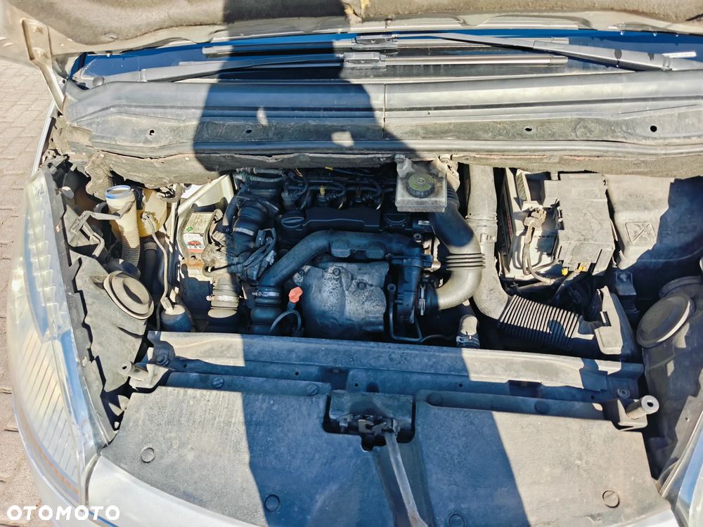 Citroën C4 Grand Picasso 1.6 HDi Impress - 16