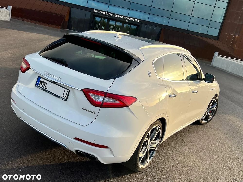 Maserati Levante S - 4