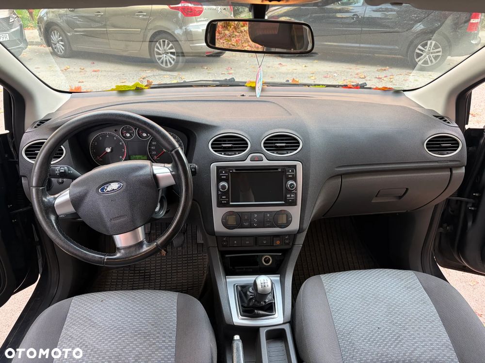 Ford Focus - 12