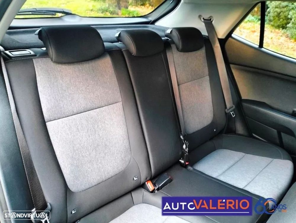 Kia Stonic 1.2 Dynamic - 28