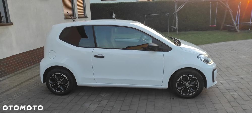 Volkswagen up! beats - 11
