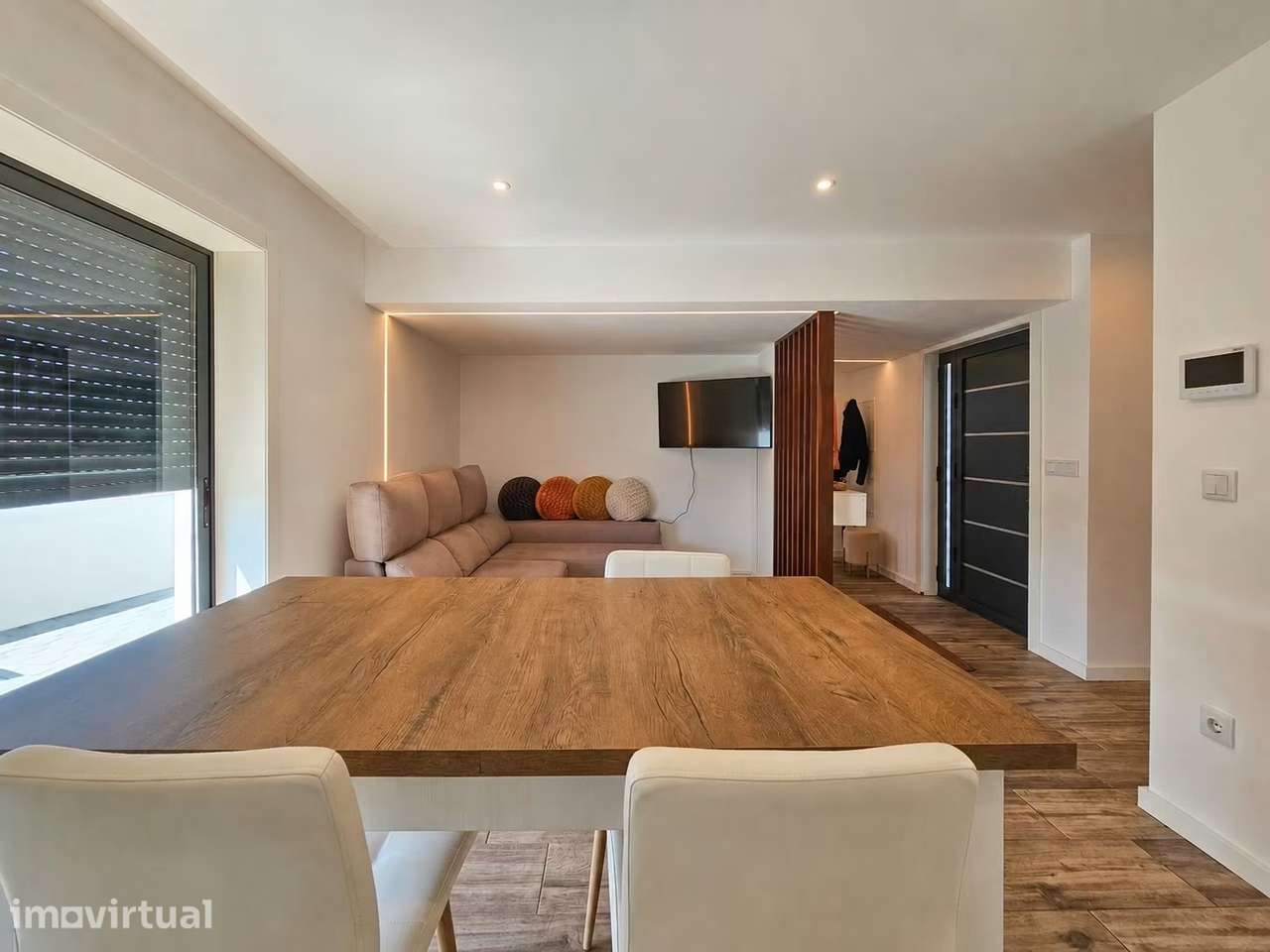 Moradia T2 Independente – Renovada, Mobilada e Luminosa - Grande imagem: 2/10