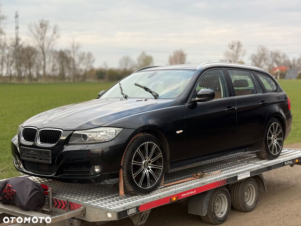 BMW Seria 3 318d DPF - 13