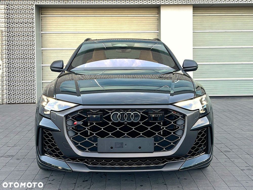 Audi RS Q8 - 24