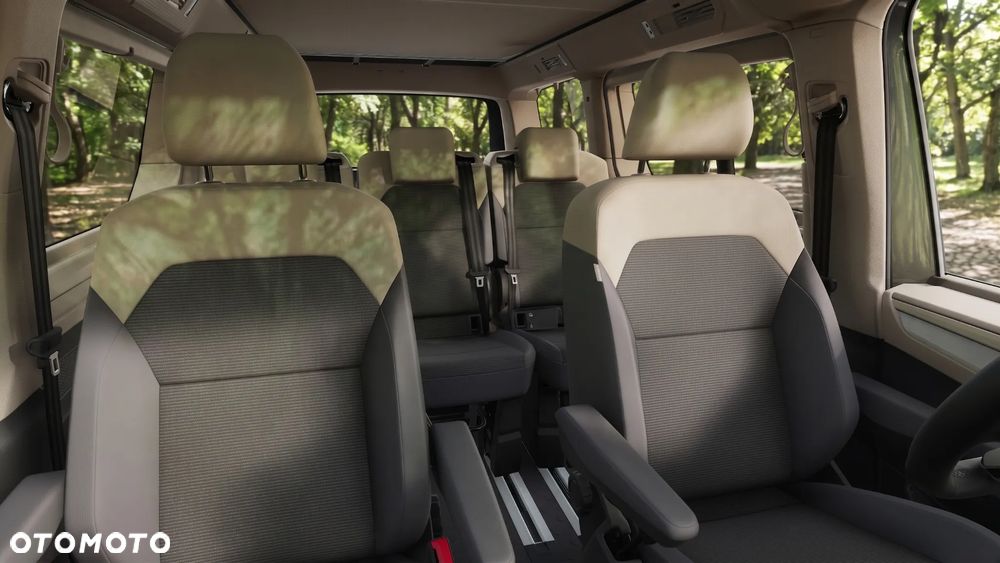 Volkswagen Multivan - 7