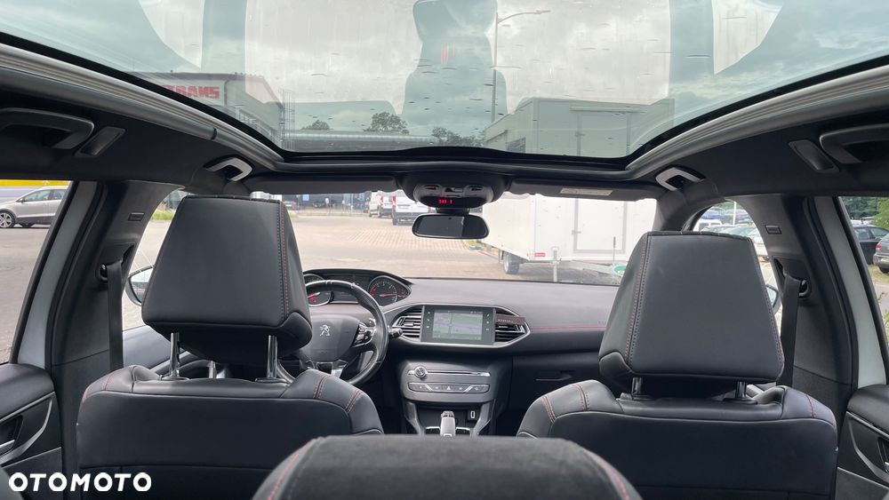 Peugeot 308 - 24
