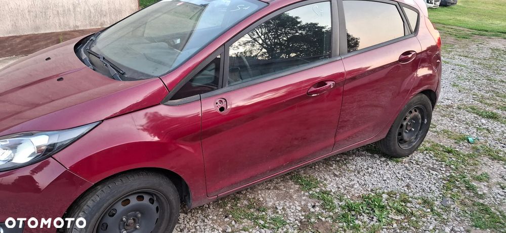 Ford Fiesta - 2