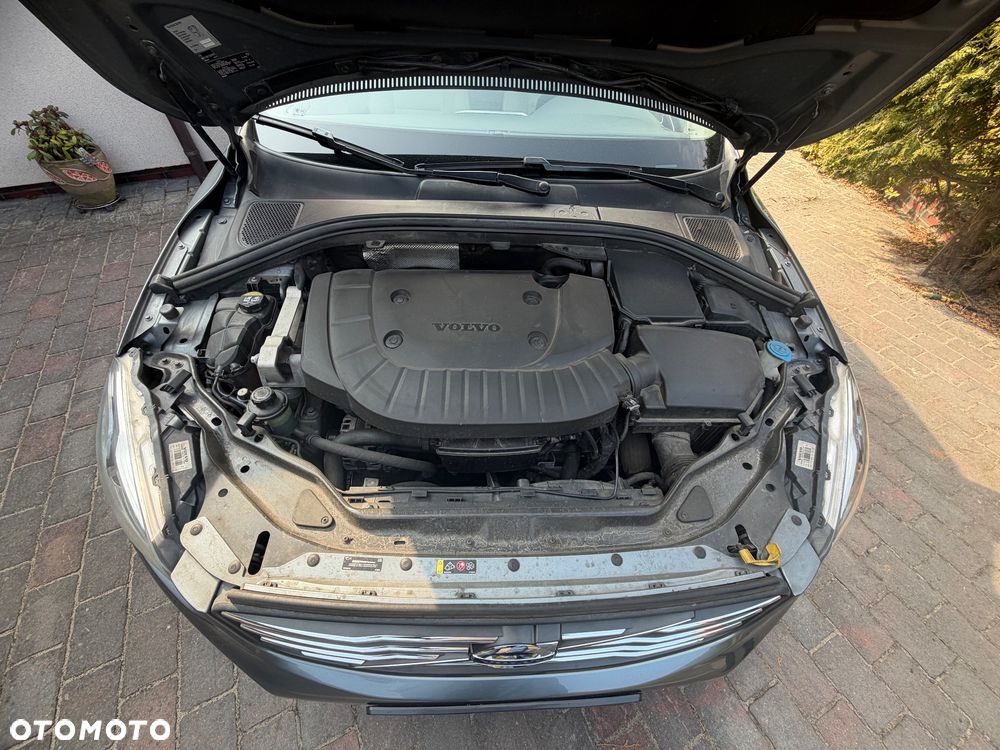 Volvo XC 60 D5 AWD Summum - 6