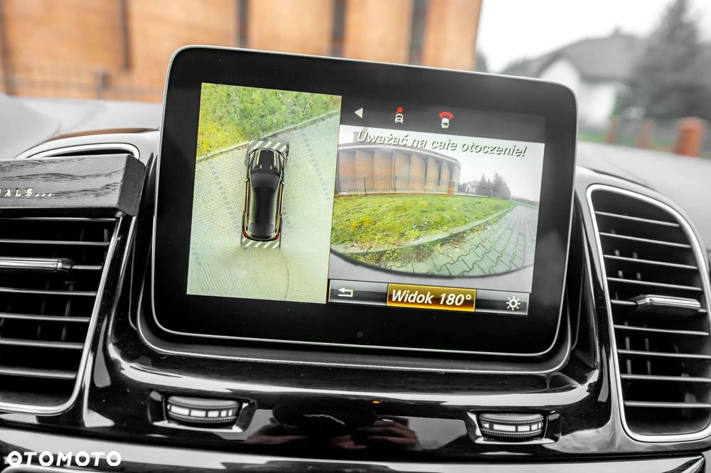 Mercedes-Benz GLE 350 d 4Matic 9G-TRONIC AMG Line - 32