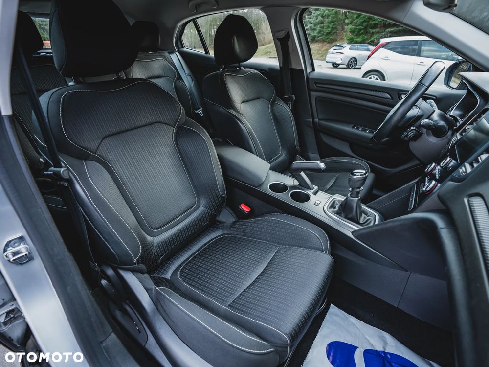 Renault Megane 1.5 Blue dCi Limited - 26