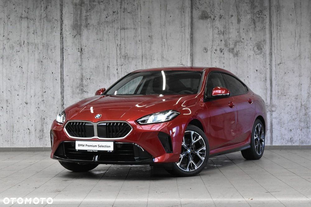 BMW Seria 2 220i mHEV - 3