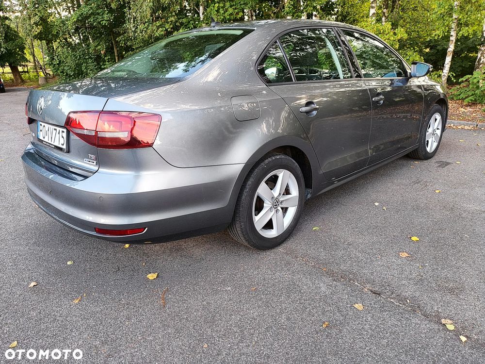 Volkswagen Jetta 1.4 TSI BMT Comfortline - 14
