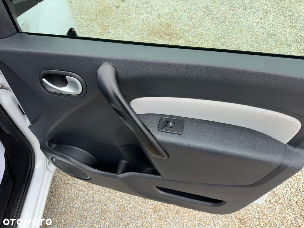 Renault Kangoo dCi 90 FAP LIMITED - 28