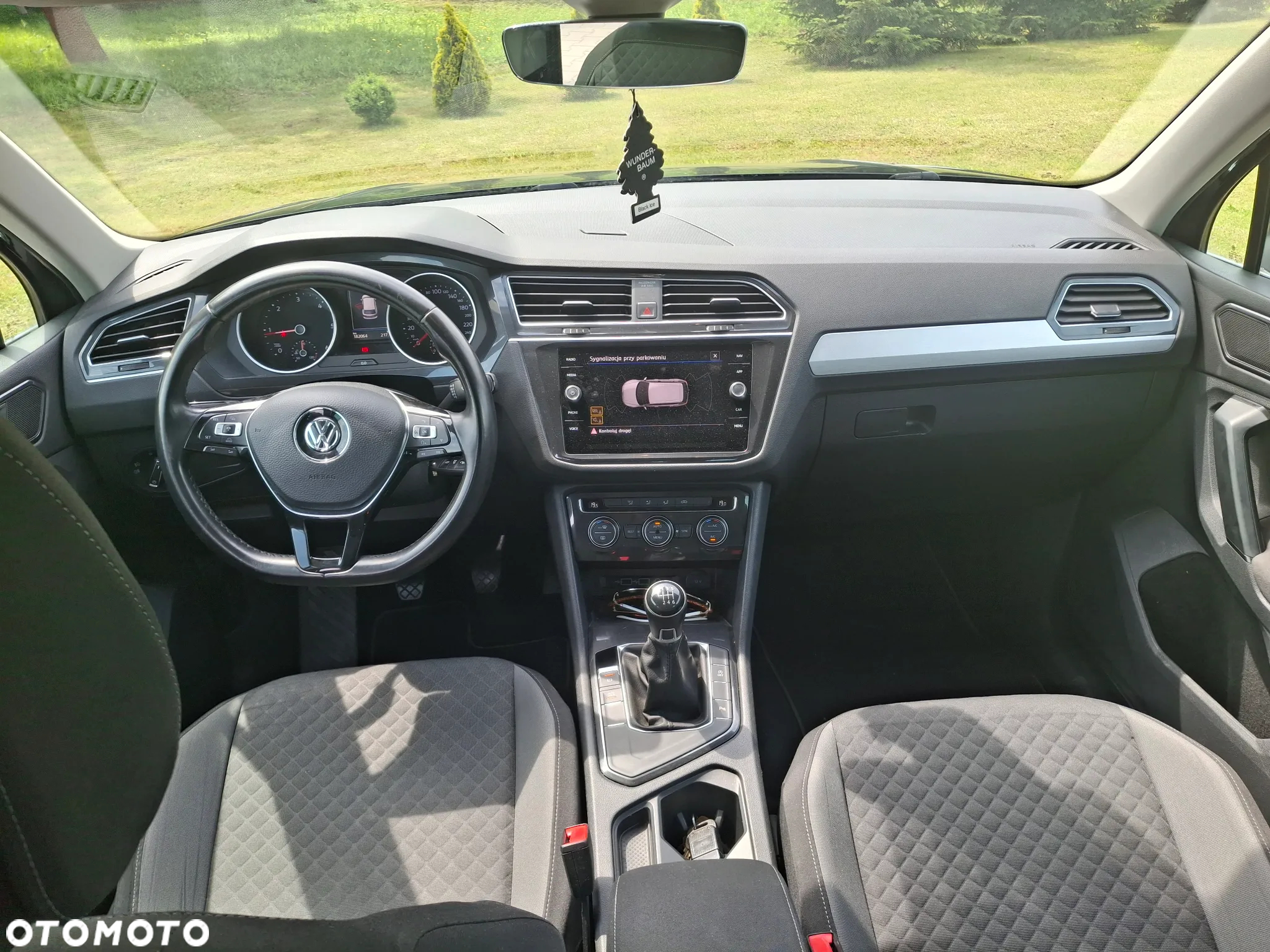 Volkswagen Tiguan 1.6 TDI SCR Comfortline - 10