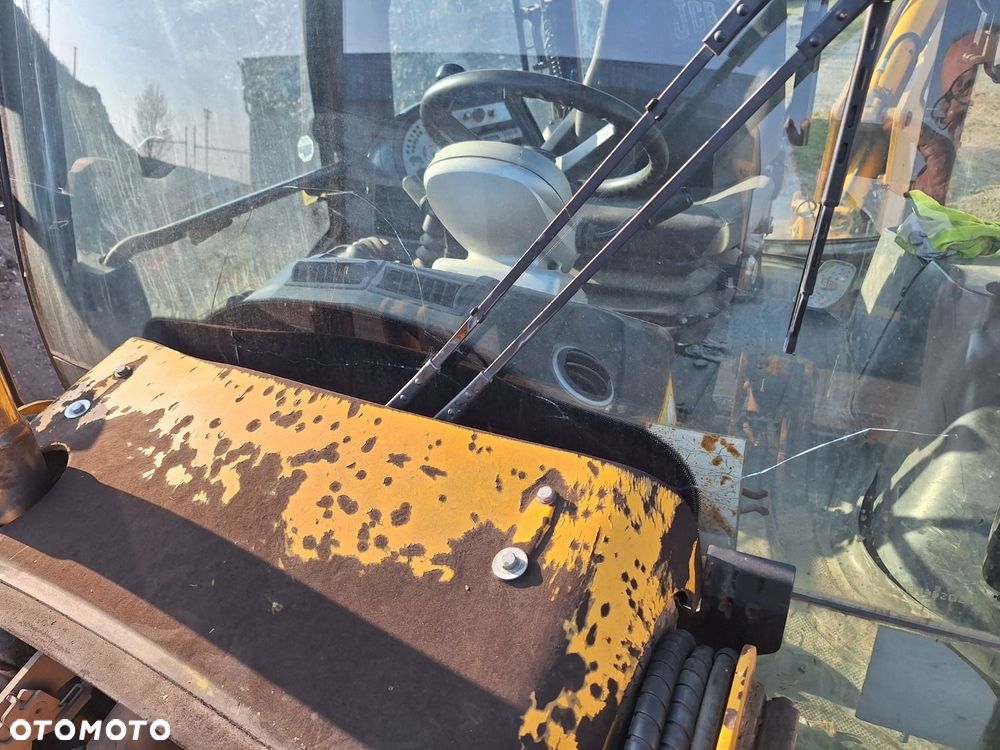 JCB 3Cx 4X4 - 9
