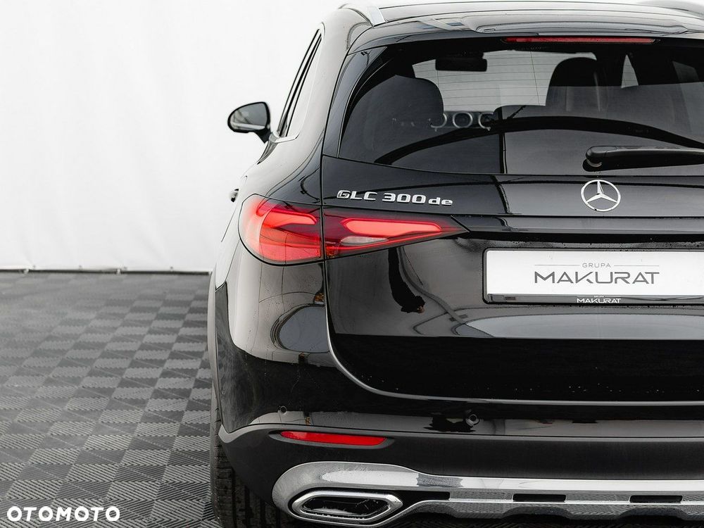 Mercedes-Benz GLC - 11