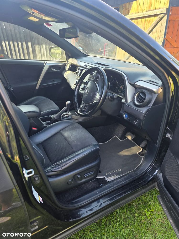 Toyota RAV4 2.0 4x4 Automatik Executive - 5