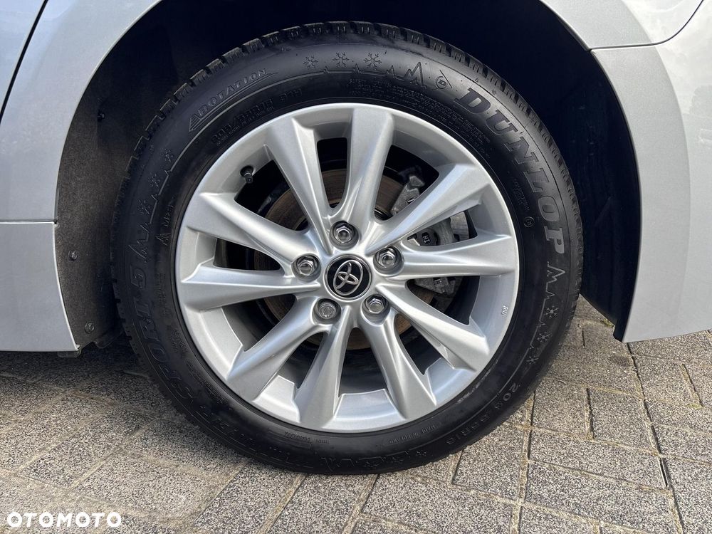 Toyota Corolla 1.8 Hybrid Comfort - 24