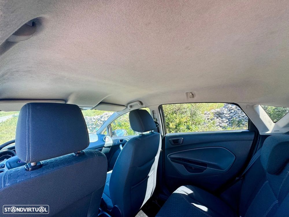 Ford Fiesta 1.25 Titanium - 26