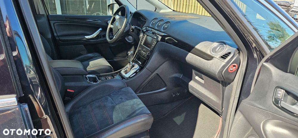 Ford S-Max 2.0 TDCi DPF Titanium X - 31