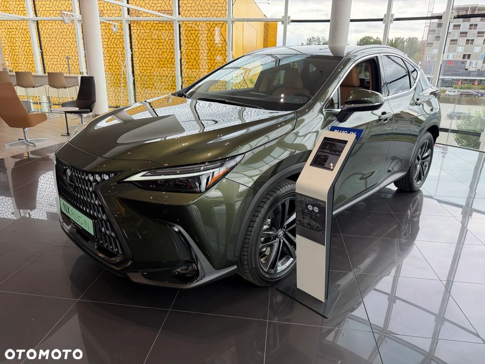 Lexus NX - 1