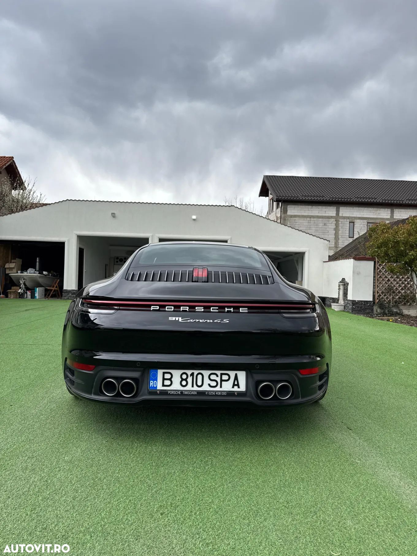Porsche 911 Carrera 4S - 1