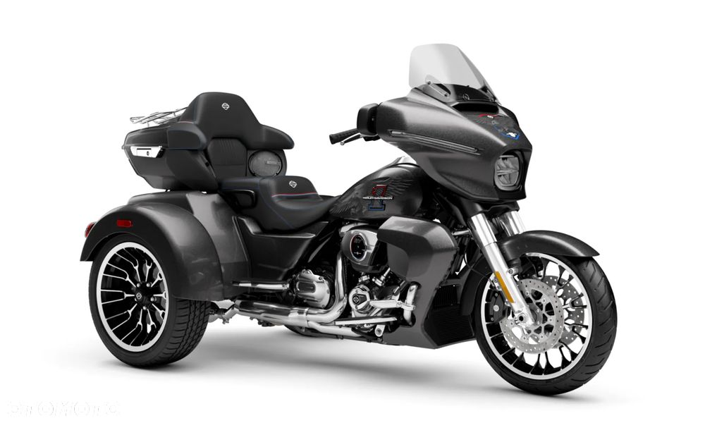 Harley-Davidson Street Glide Trike - 2