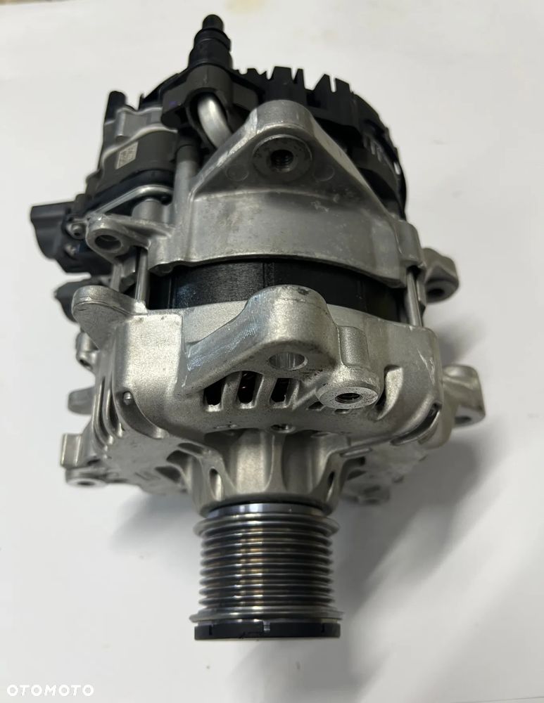 Alternator BMW 5 G60 X6 G06 5A716F0  2740666E Valeo 7,6KW 48V nowy - 1