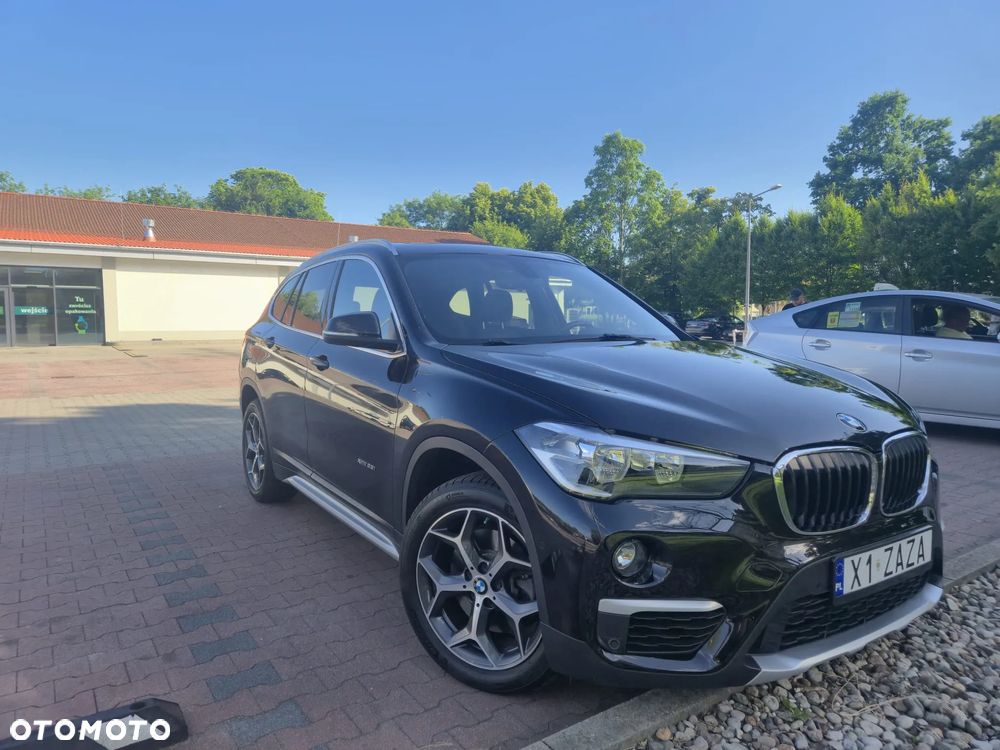 BMW X1 xDrive25i Advantage - 4