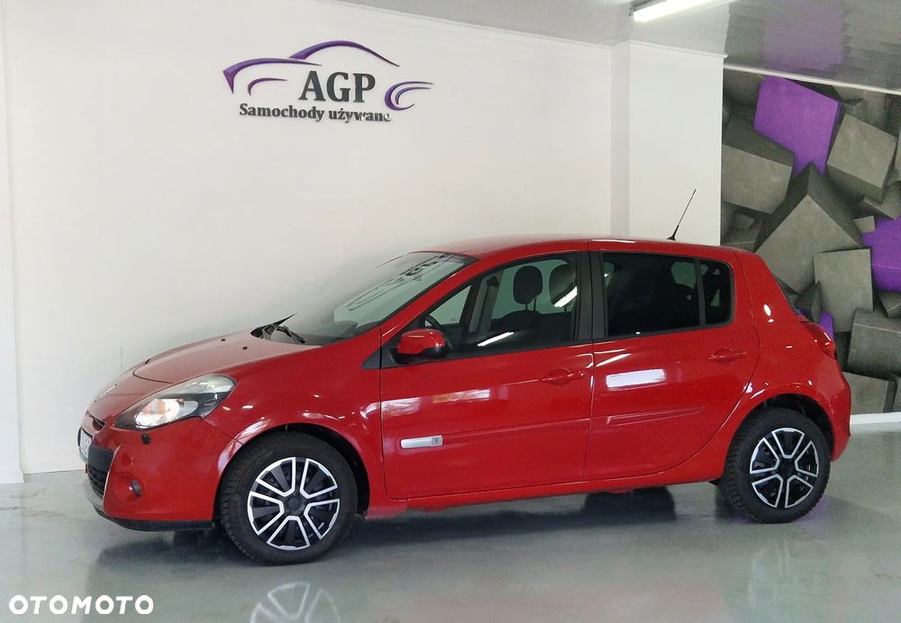 Renault Clio - 16