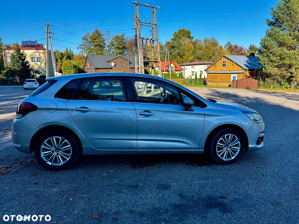 Citroen C4 2015 photo 4