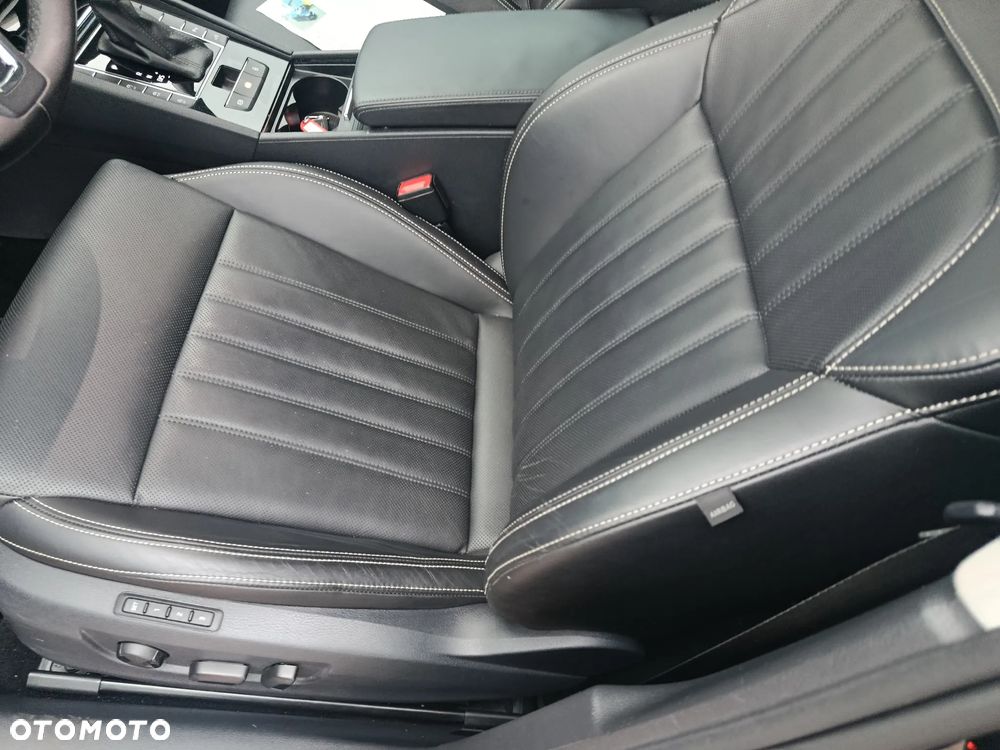 Skoda Superb 2.0 TSI 4x4 L&K DSG - 11