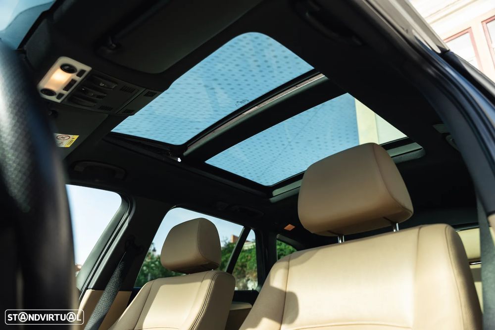 BMW X1 25 d xDrive Auto Pack M - 16