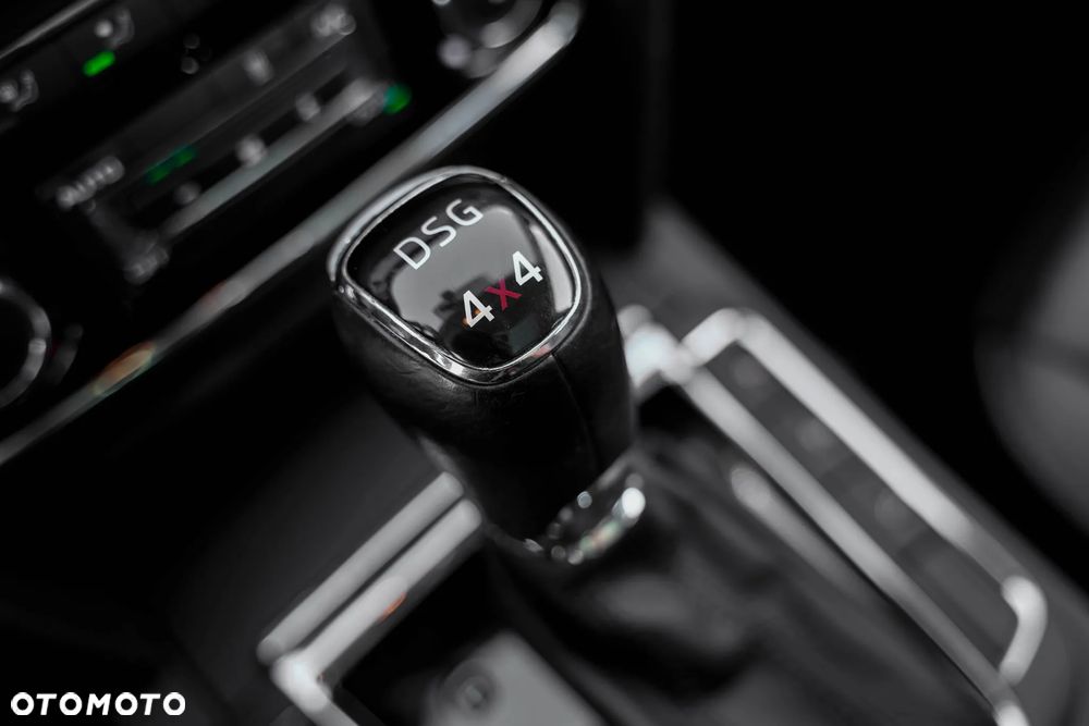 Skoda Superb 2.0 TDI Platinum Outdoor DSG - 26