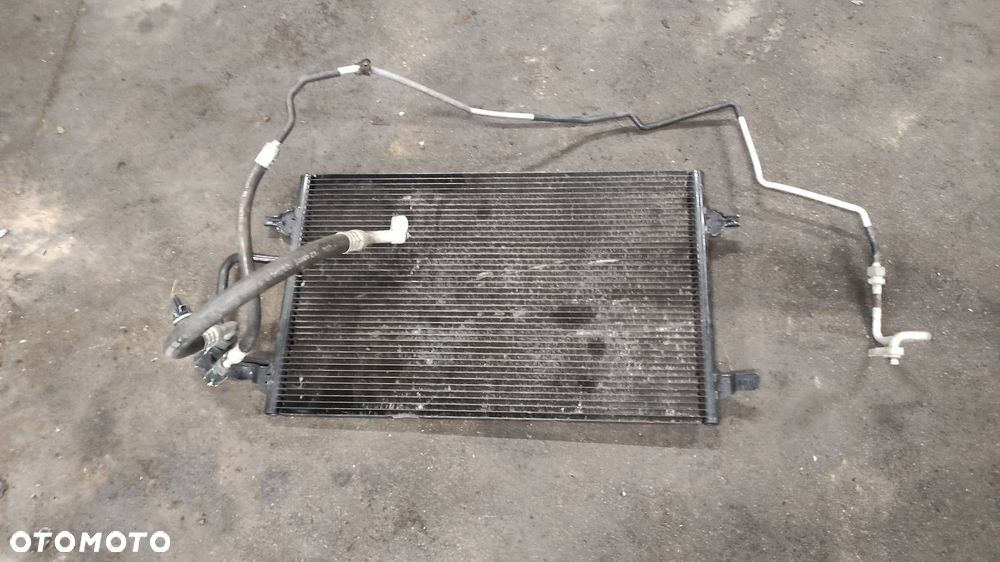 CHŁODNICA KLIMATYZACJI AUDI A8 D2 ABZ 4.2 V8 4D0280401A - 1