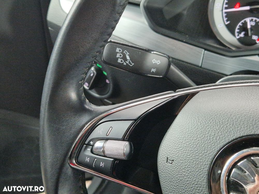 Skoda Superb 1.5 TSI DSG Ambition - 13