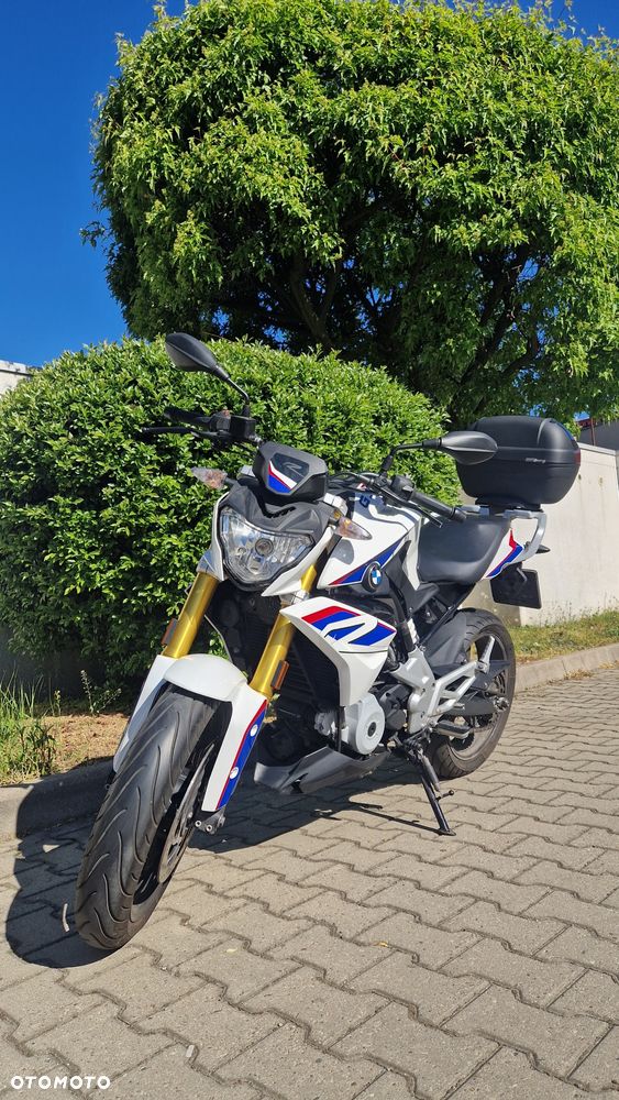 BMW G - 7