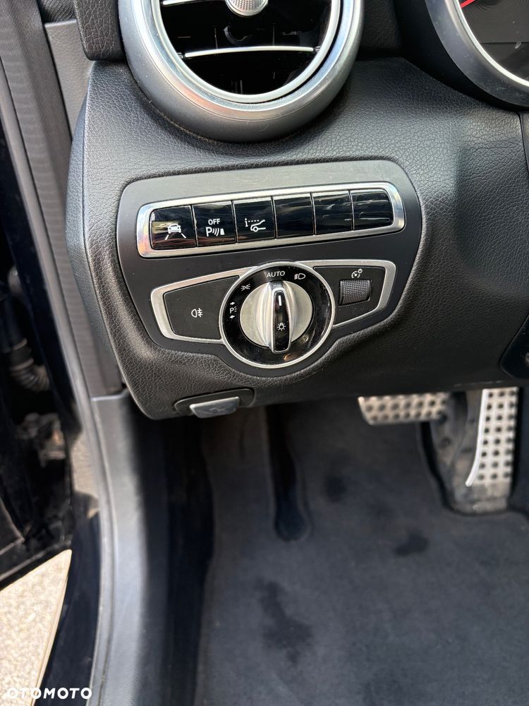 Mercedes-Benz Klasa C 300 7G-TRONIC - 14