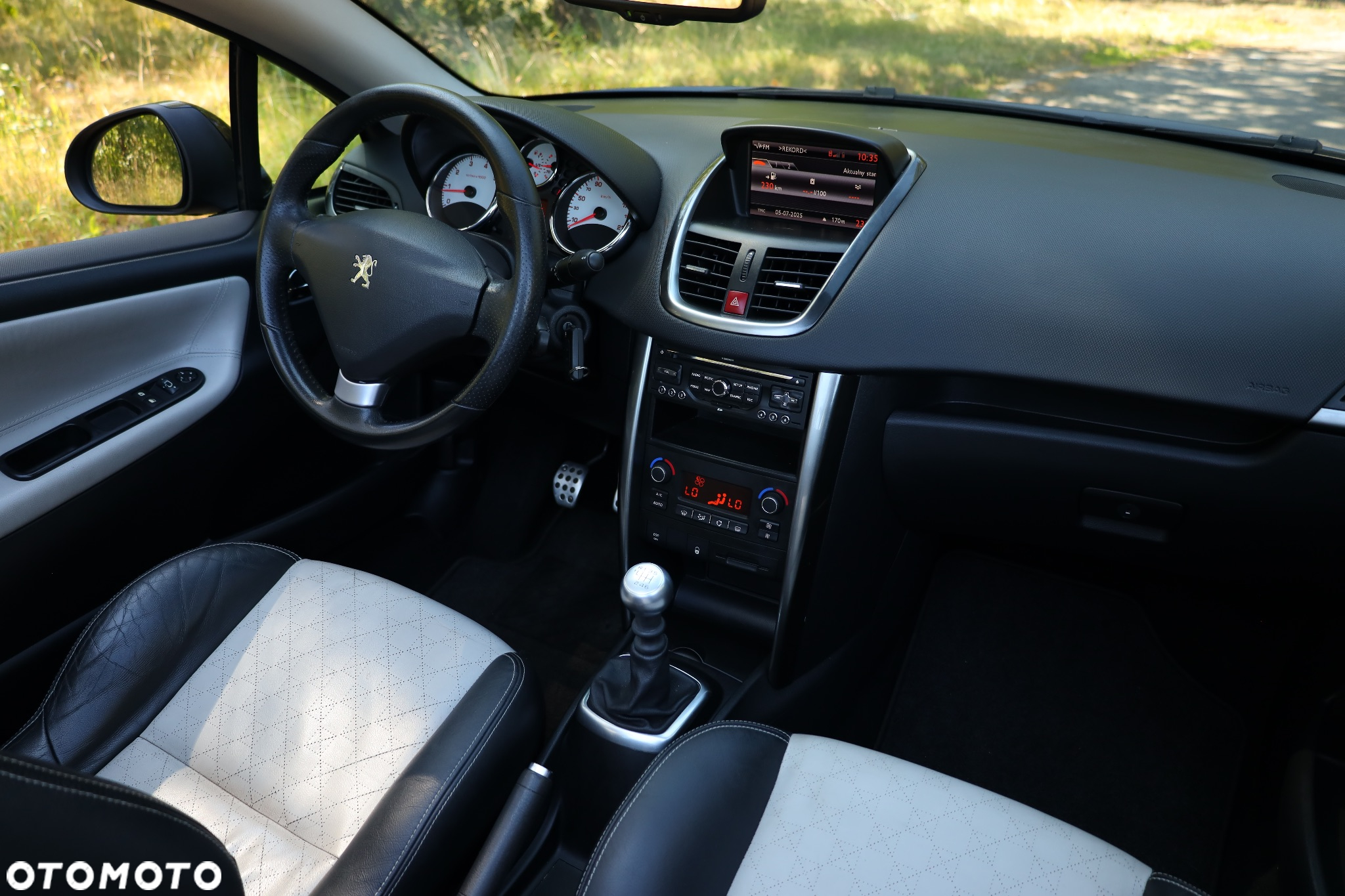 Peugeot 207 CC 155 THP Roland Garros - 28