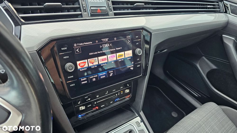 Volkswagen Passat Variant 2.0 TDI EVO Business DSG - 26